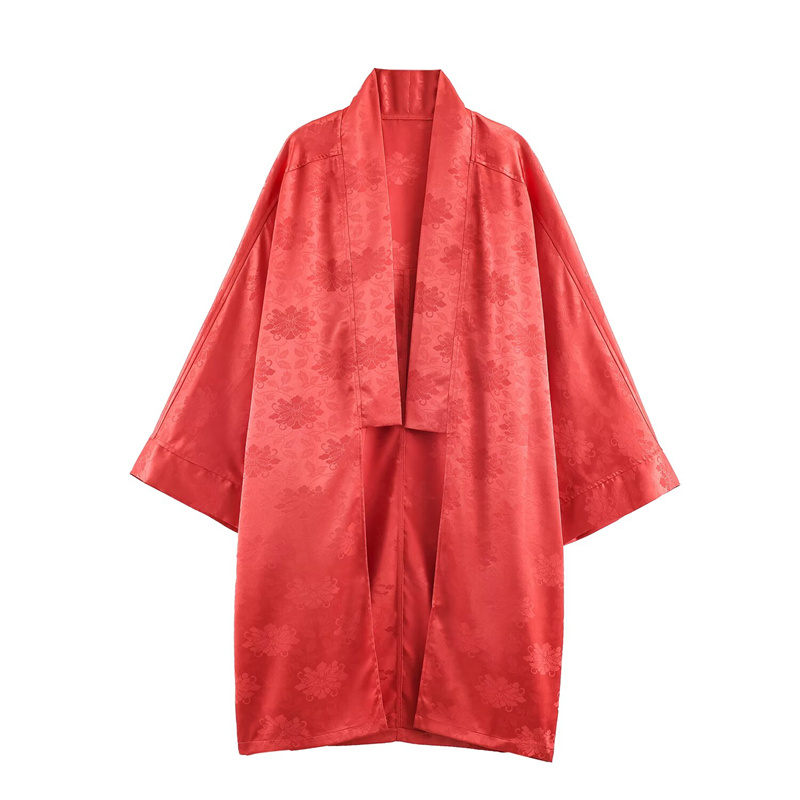 Embroidery - Kimono de Satén con Estampado Floral