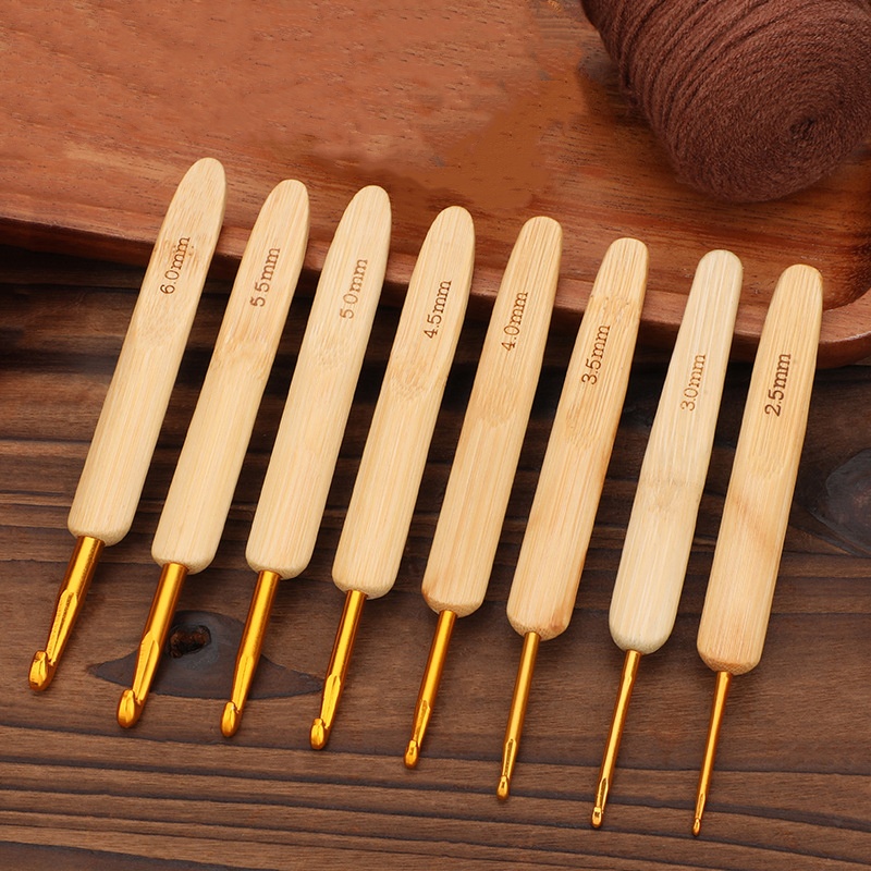 Wooden Crochet Hooks Ergonomic Handle - Ganchos de ganchillo con mango de