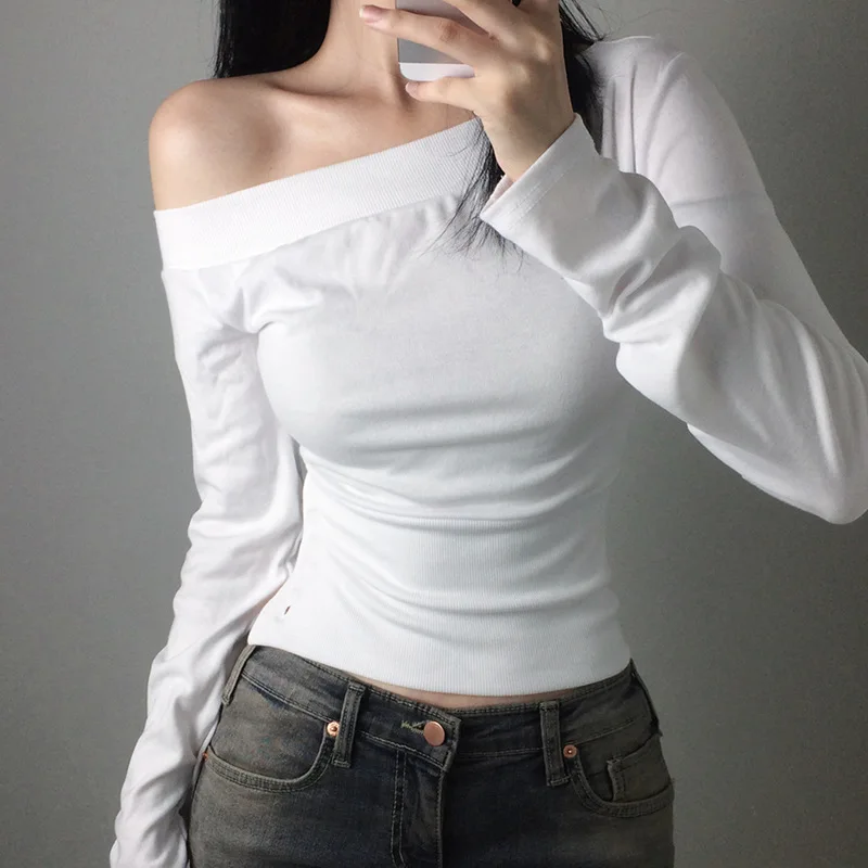 Camiseta Vintage Y2K con Boton - Embroidery reseña y precio